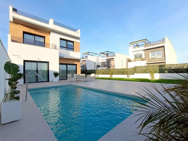 3 soveværelse Semi-Rækkehus til salg i Benijófar med swimmingpool garage - € 449.000 (Ref: 9079043)