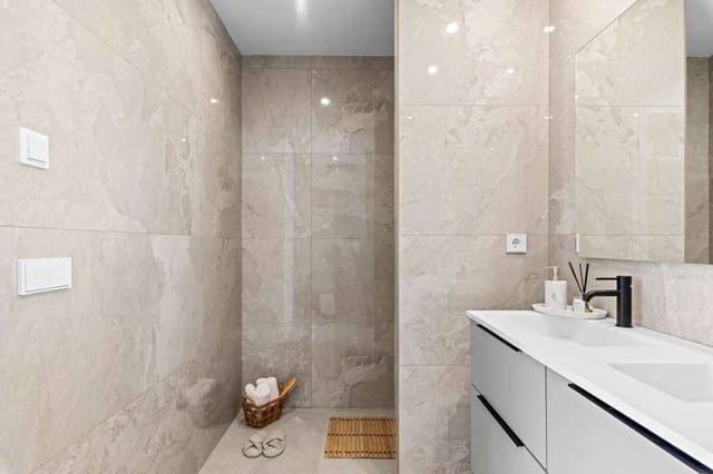 3 chambre Villa/Maison à vendre à Polop avec piscine garage - 675 000 € (Ref: 9079168)