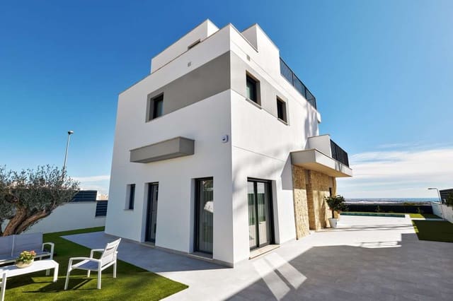 3 soveværelse Villa til salg i San Miguel de Salinas med swimmingpool - € 1.100.000 (Ref: 9085543)