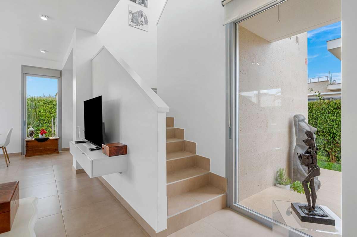 3 sypialnia Willa na sprzedaż w Vistabella z basenem garażem - 479 000 € (Ref: 9159797)