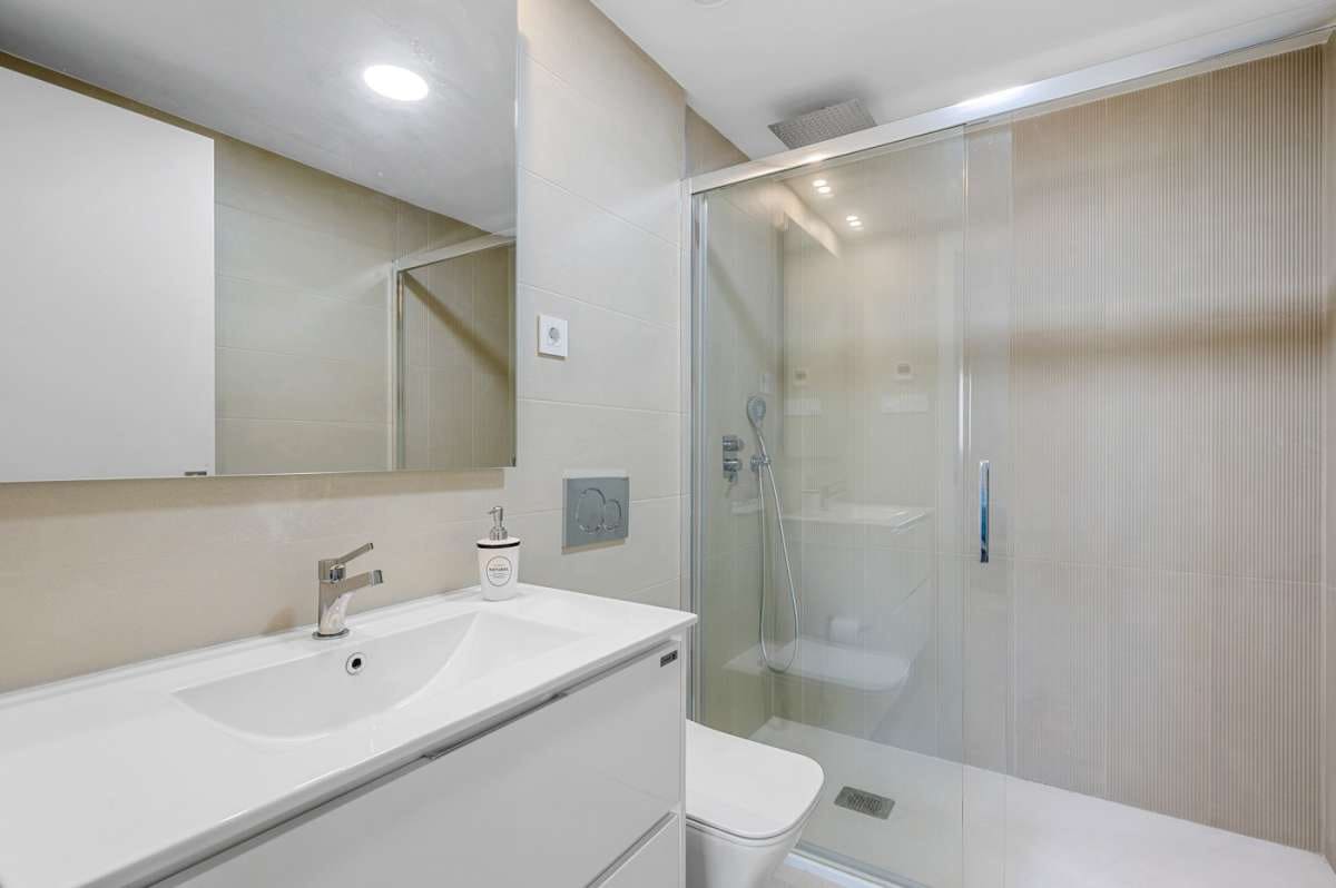 2 sypialnia Apartament na sprzedaż w Orihuela Costa z garażem - 369 000 € (Ref: 9159799)