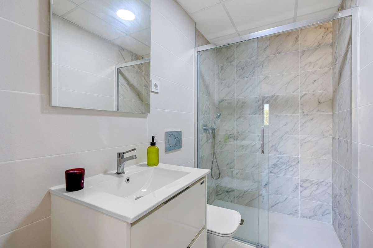 2 sypialnia Apartament na sprzedaż w Orihuela Costa z garażem - 369 000 € (Ref: 9159799)