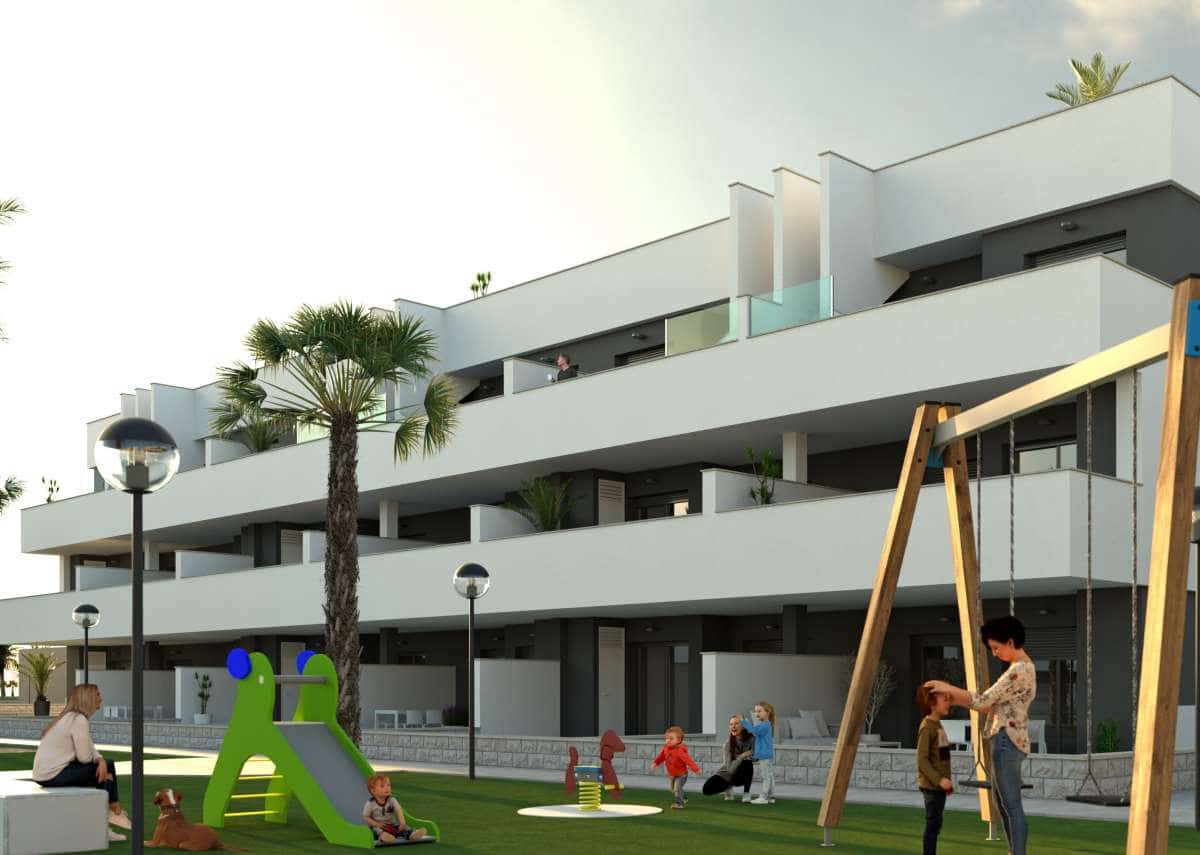 2 bedroom Apartment for sale in Guardamar del Segura with pool garage - € 223,000 (Ref: 9338715)