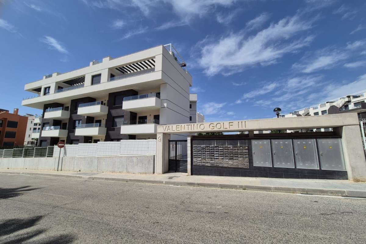 2 bedroom Apartment for sale in Villamartin with pool - € 228,700 (Ref: 9338725)