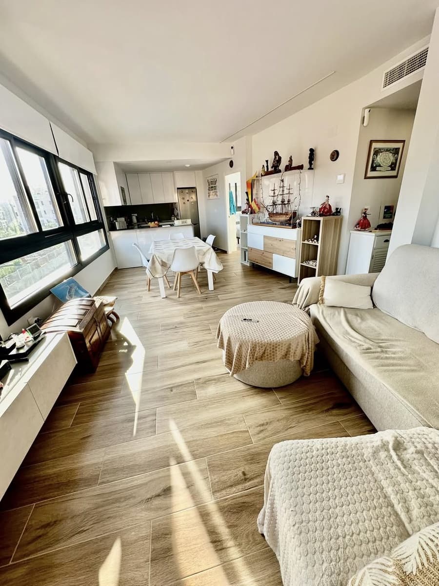 2 bedroom Apartment for sale in Villamartin with pool - € 228,700 (Ref: 9338725)