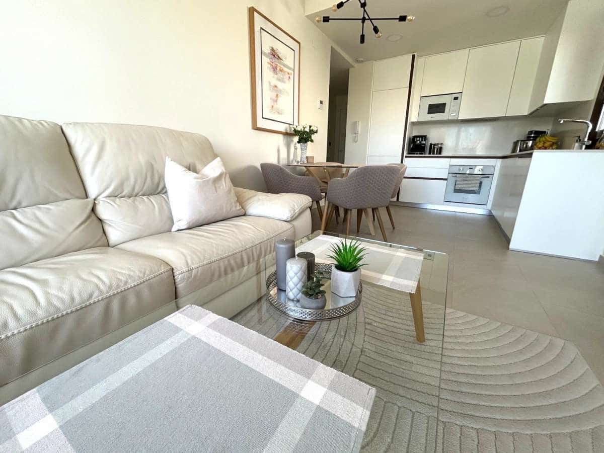 3 bedroom Apartment for sale in Torrevieja with garage - € 359,000 (Ref: 9338753)