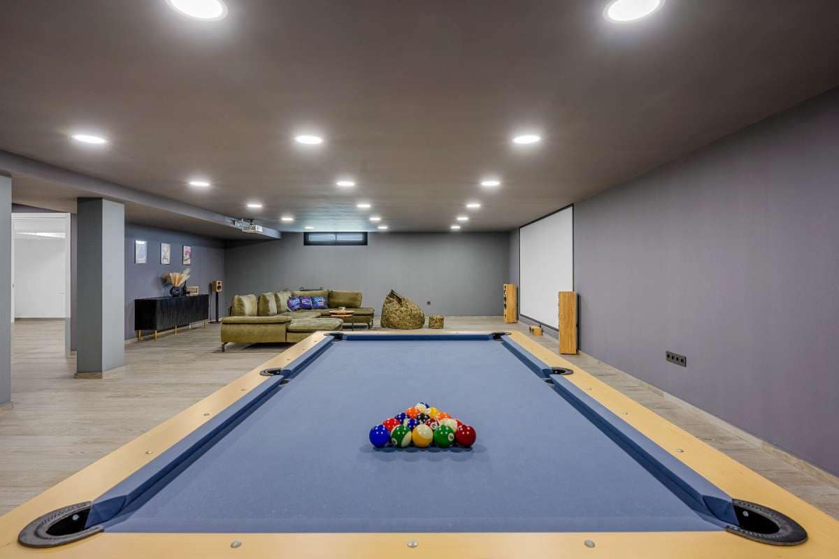 4 sypialnia Willa na sprzedaż w Los Alcazares z basenem garażem - 649 000 € (Ref: 9401198)