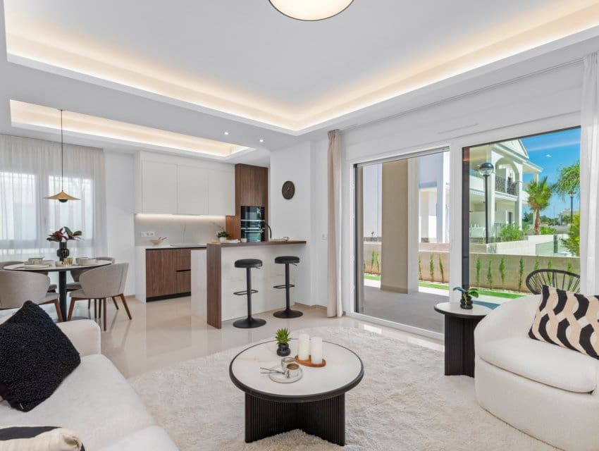 2 Zimmer Bungalow zu verkaufen in Ciudad Quesada mit Pool - 314.000 € (Ref: 9596896)