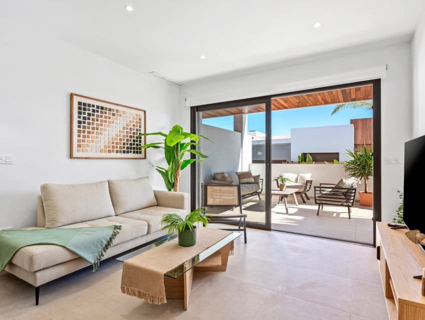 Chalet de 3 habitaciones en Los Alcázares en venta - 599.000 € (Ref: 9596903)