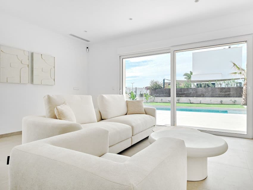 3 makuuhuone Huvila myytävänä paikassa Los Montesinos - 450 000 € (Ref: 9596904)