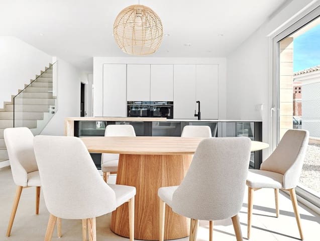 3 makuuhuone Huvila myytävänä paikassa Los Montesinos - 450 000 € (Ref: 9596904)