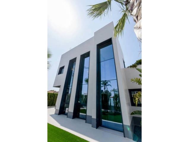 3 camera da letto Villa in vendita in Dehesa de Campoamor, Orihuela - 1.195.000 € (Rif: 9596910)