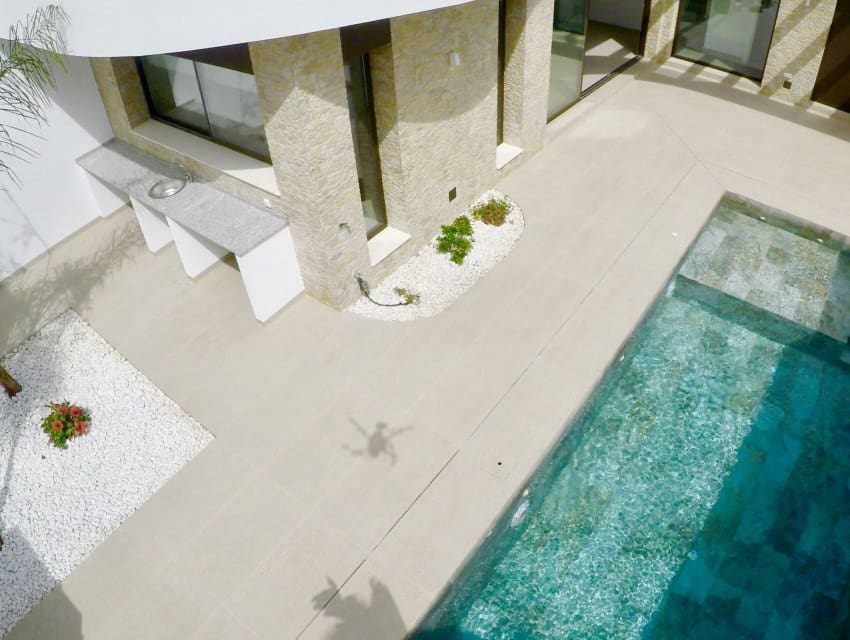 Casa de 3 habitaciones en Heredades en venta - 399.000 € (Ref: 9596917)