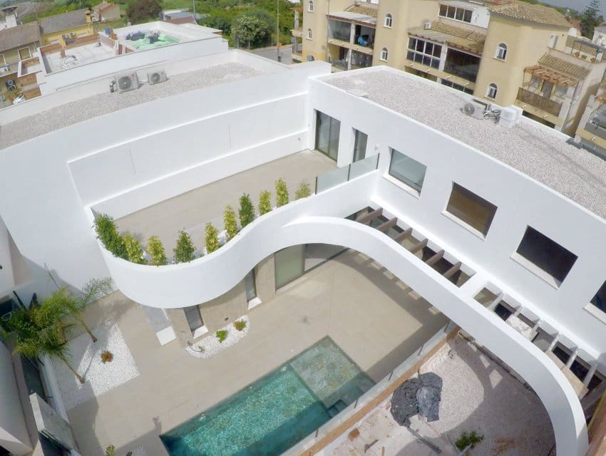 Casa de 3 habitaciones en Heredades en venta - 399.000 € (Ref: 9596917)