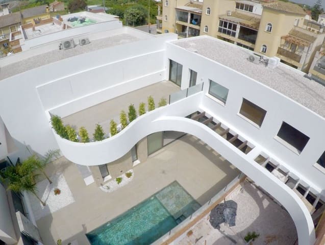 Casa de 3 habitaciones en Heredades, Almoradí en venta - 399.000 € (Ref: 9596917)