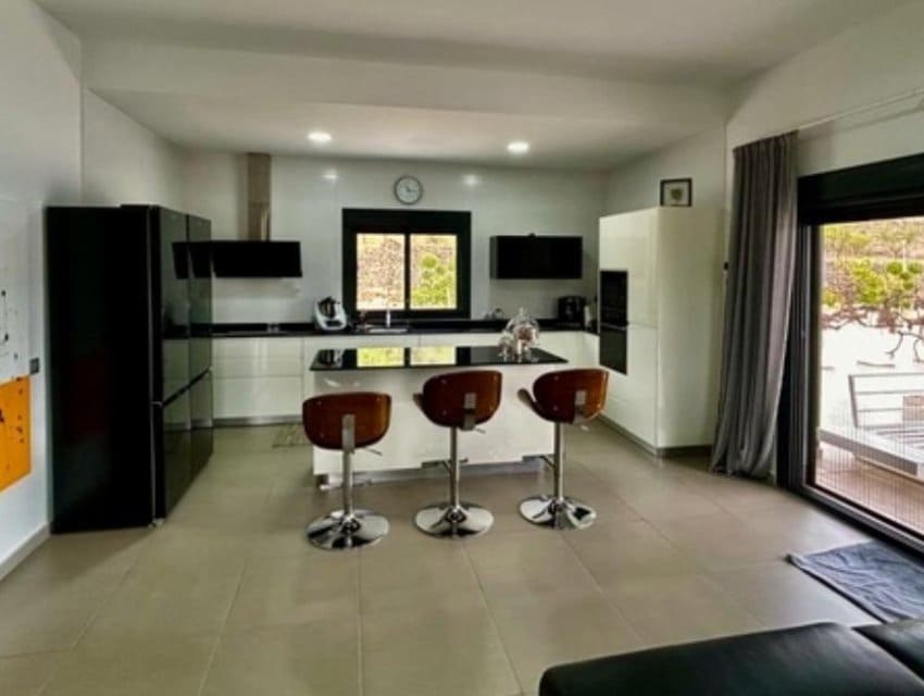 3 quarto Moradia para venda em La Canalosa - 385 000 € (Ref: 9596931)