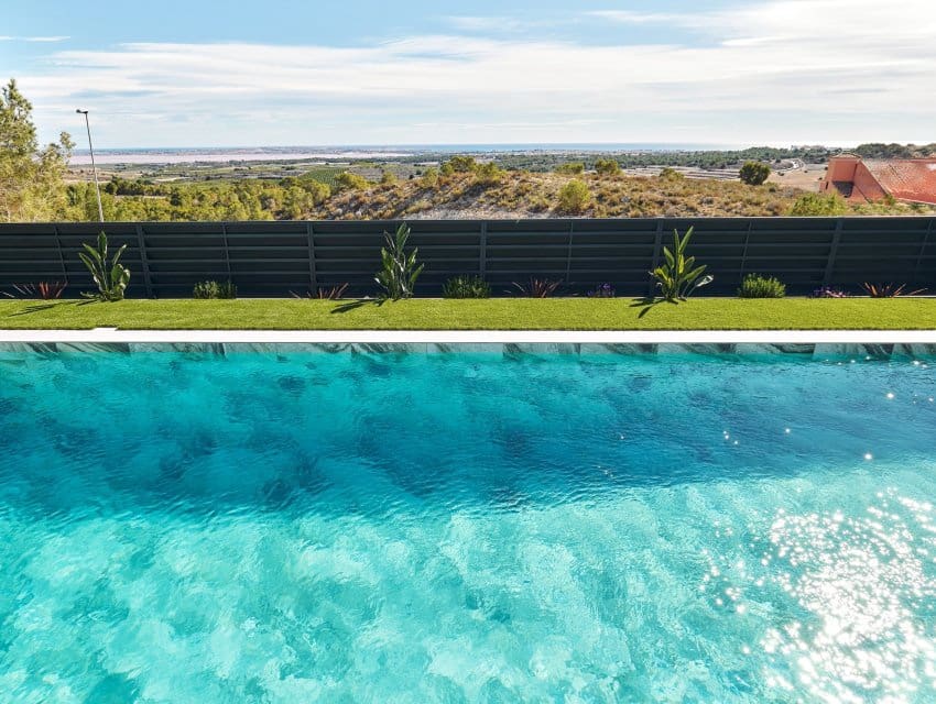 3 slaapkamer Villa te koop in San Miguel de Salinas - € 1.000.000 (Ref: 9596940)