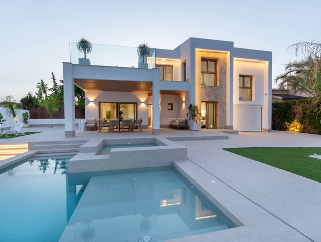 4 makuuhuone Huvila myytävänä paikassa Dehesa de Campoamor, Orihuela mukana uima-altaan - 1 350 000 € (Ref: 9596989)