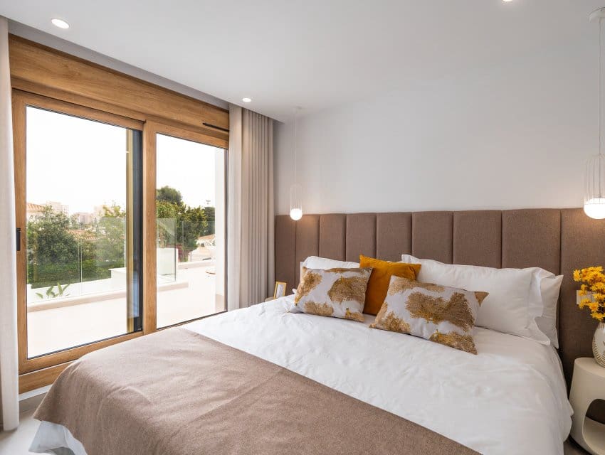 4 makuuhuone Huvila myytävänä paikassa Orihuela Costa mukana uima-altaan - 1 350 000 € (Ref: 9596989)