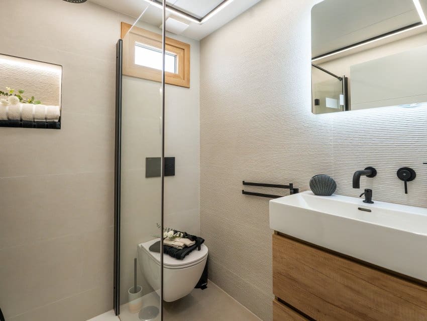 4 makuuhuone Huvila myytävänä paikassa Orihuela Costa mukana uima-altaan - 1 350 000 € (Ref: 9596989)