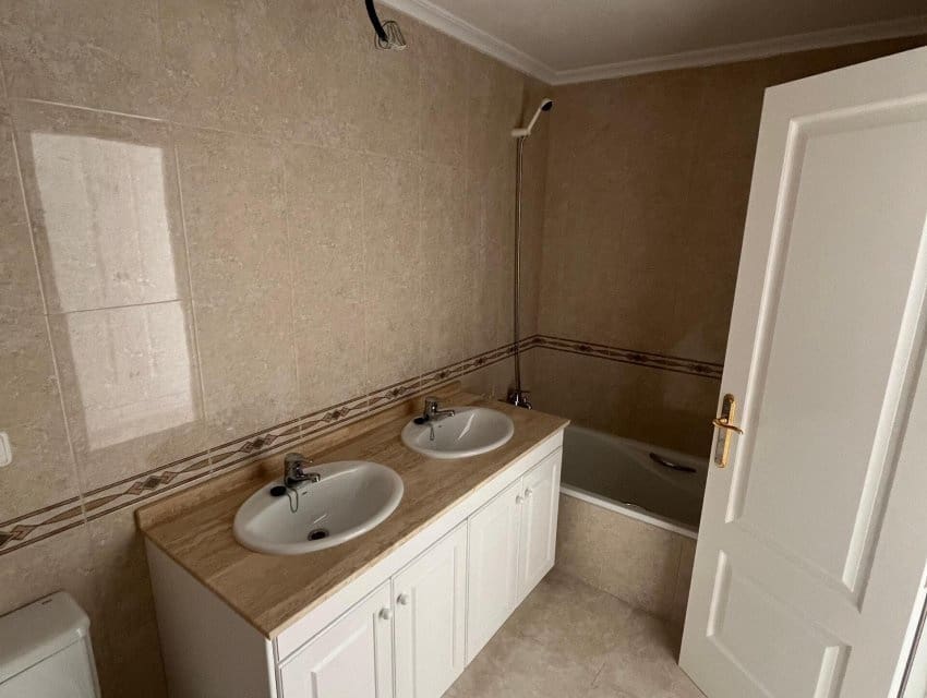 Apartamento de 2 habitaciones en Orihuela Costa en venta con piscina - 212.350 € (Ref: 9597000)