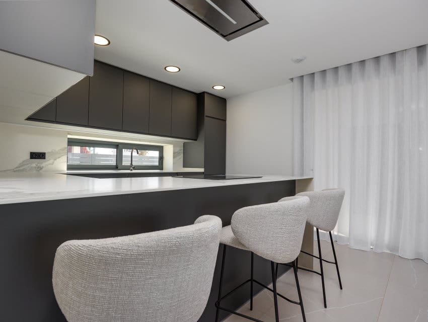 3 makuuhuone Huvila myytävänä paikassa Torrevieja - 595 000 € (Ref: 9597009)