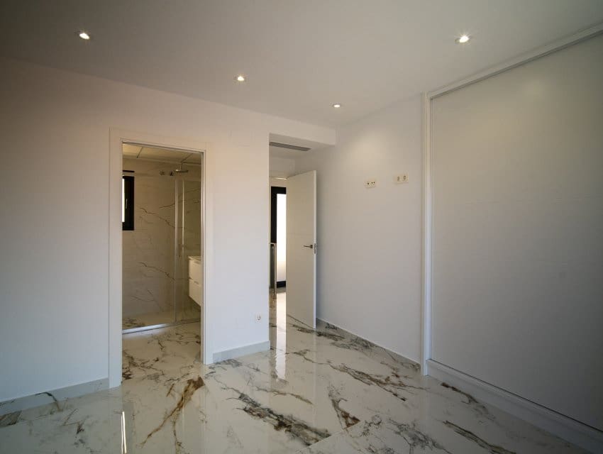 3 soveværelse Villa til salg i La Nucia - € 600.000 (Ref: 9597018)