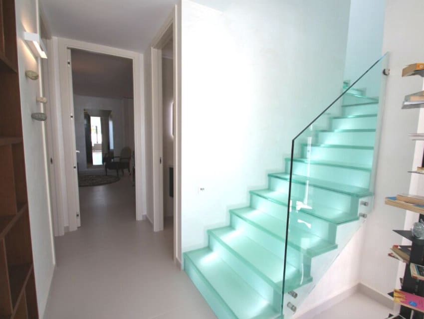 4 soveværelse Villa til salg i San Miguel de Salinas med swimmingpool - € 630.000 (Ref: 9597042)