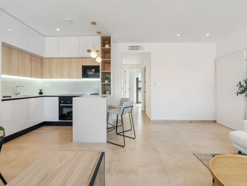 2 soveværelse Bungalow til salg i Torrevieja med swimmingpool - € 329.900 (Ref: 9597072)