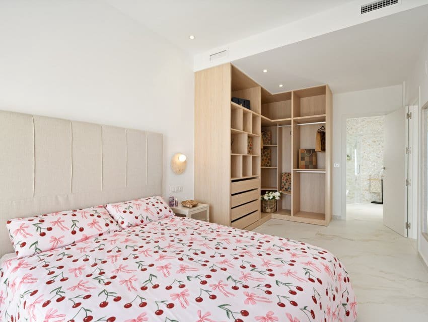 3 bedroom Villa for sale in Polop - € 649,000 (Ref: 9597084)