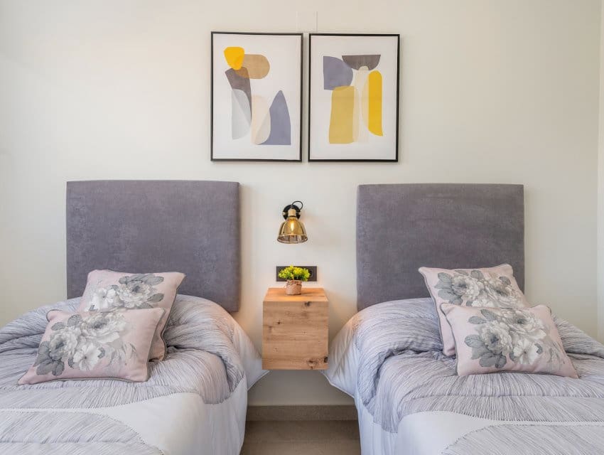 2 soveværelse Bungalow til salg i Torrevieja med swimmingpool - € 285.000 (Ref: 9597093)