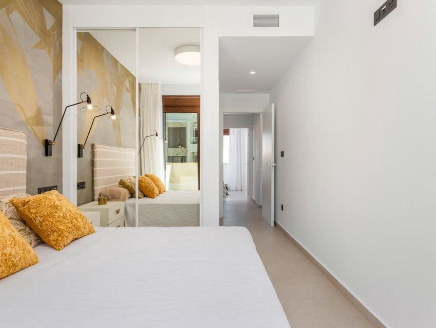 2 soveværelse Bungalow til salg i Torrevieja med swimmingpool - € 285.000 (Ref: 9597093)