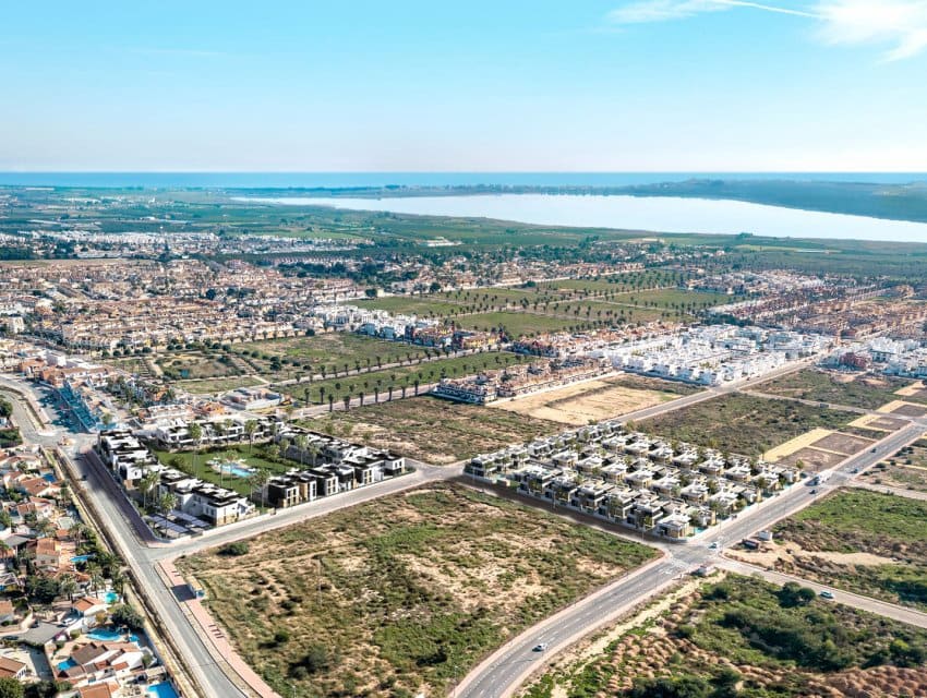 2 camera da letto Bungalow in vendita in Ciudad Quesada con piscina - 297.000 € (Rif: 9597113)