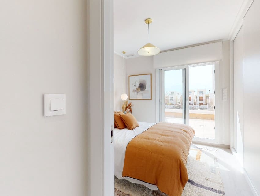 3 slaapkamer Bungalow te koop in Pilar de la Horadada met zwembad - € 289.900 (Ref: 9626135)