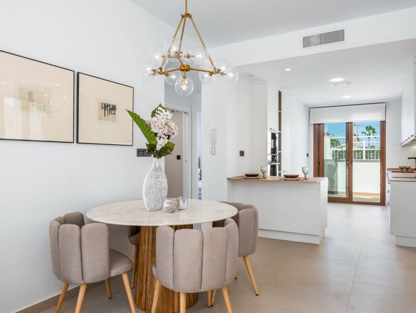 2 camera da letto Bungalow in vendita in Torrevieja con piscina - 285.000 € (Rif: 9794948)