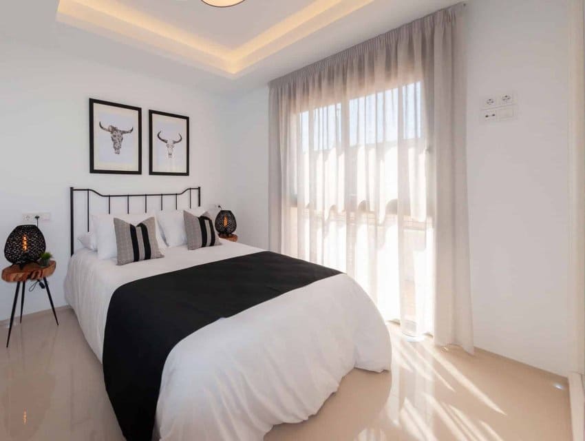 Chalet de 3 habitaciones en Los Alcázares en venta con piscina - 544.841 € (Ref: 9794958)