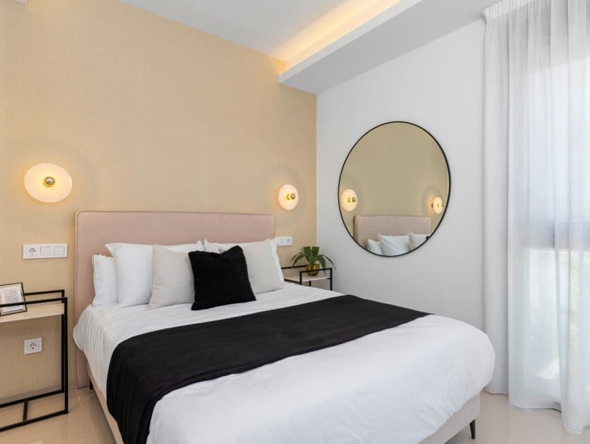 Chalet de 3 habitaciones en Los Alcázares en venta con piscina - 544.841 € (Ref: 9794958)