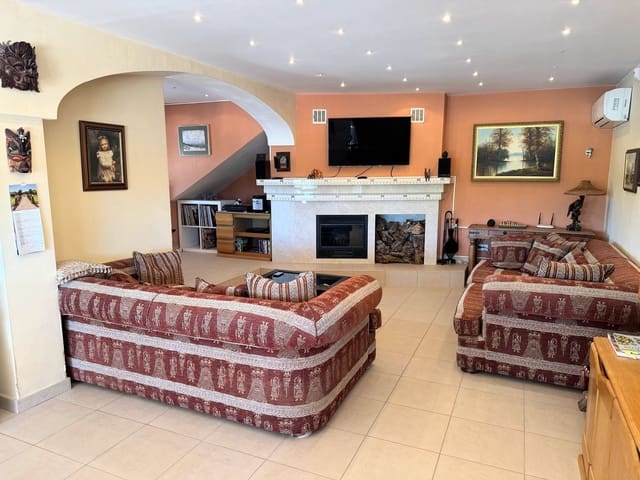 3 sovrum Finca/Hus på landet till salu i Coín med pool garage - 440 000 € (Ref: 8338792)