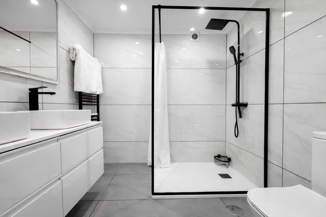 Apartamento de 2 habitaciones en Torrenueva, Mijas en venta con piscina - 339.950 € (Ref: 8842045)