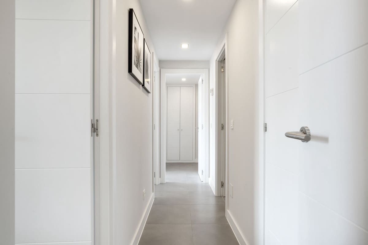 3 soverom Leilighet til salgs i El Chaparral med svømmebasseng garasje - € 495 000 (Ref: 9019803)