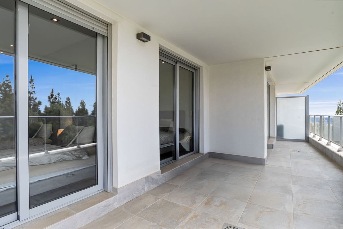 3 soverom Leilighet til salgs i El Chaparral med svømmebasseng garasje - € 495 000 (Ref: 9019803)