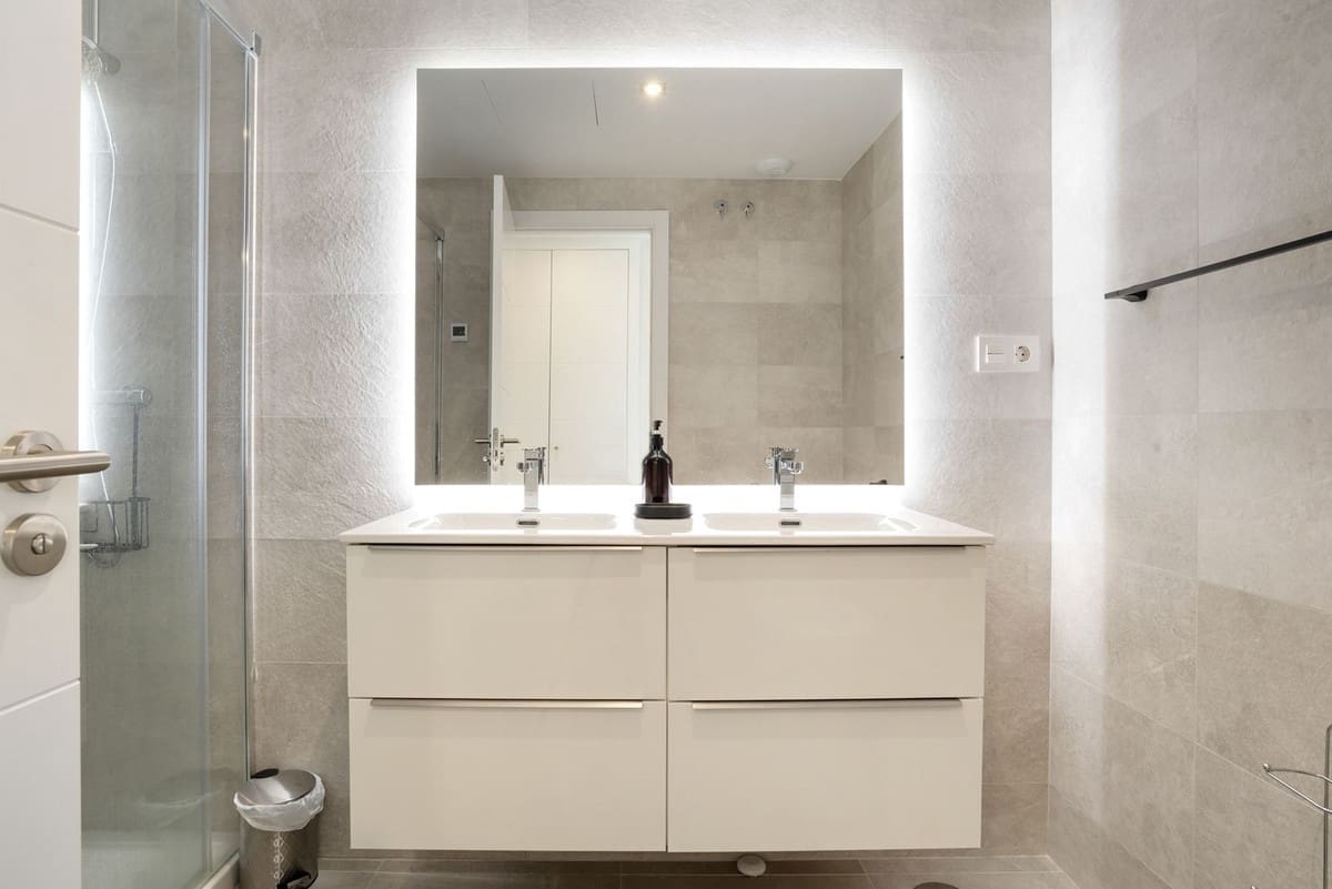 3 soverom Leilighet til salgs i El Chaparral med svømmebasseng garasje - € 495 000 (Ref: 9019803)