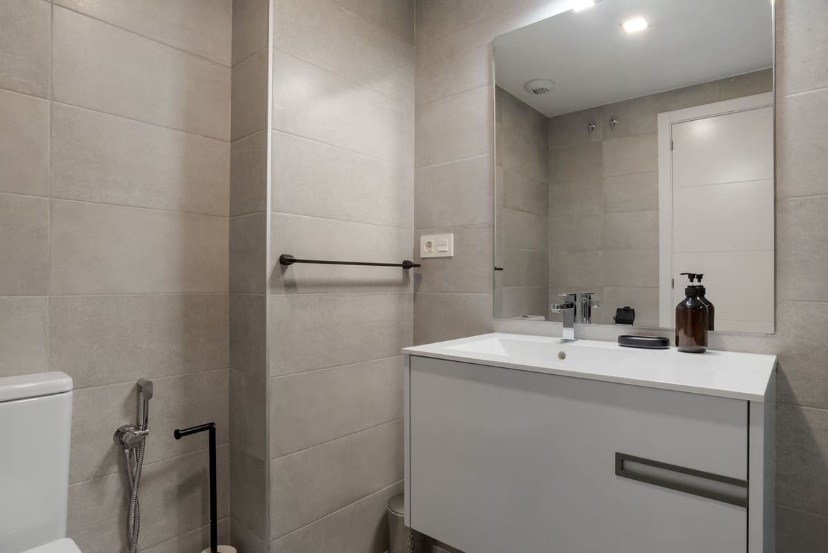 3 soverom Leilighet til salgs i El Chaparral med svømmebasseng garasje - € 495 000 (Ref: 9019803)