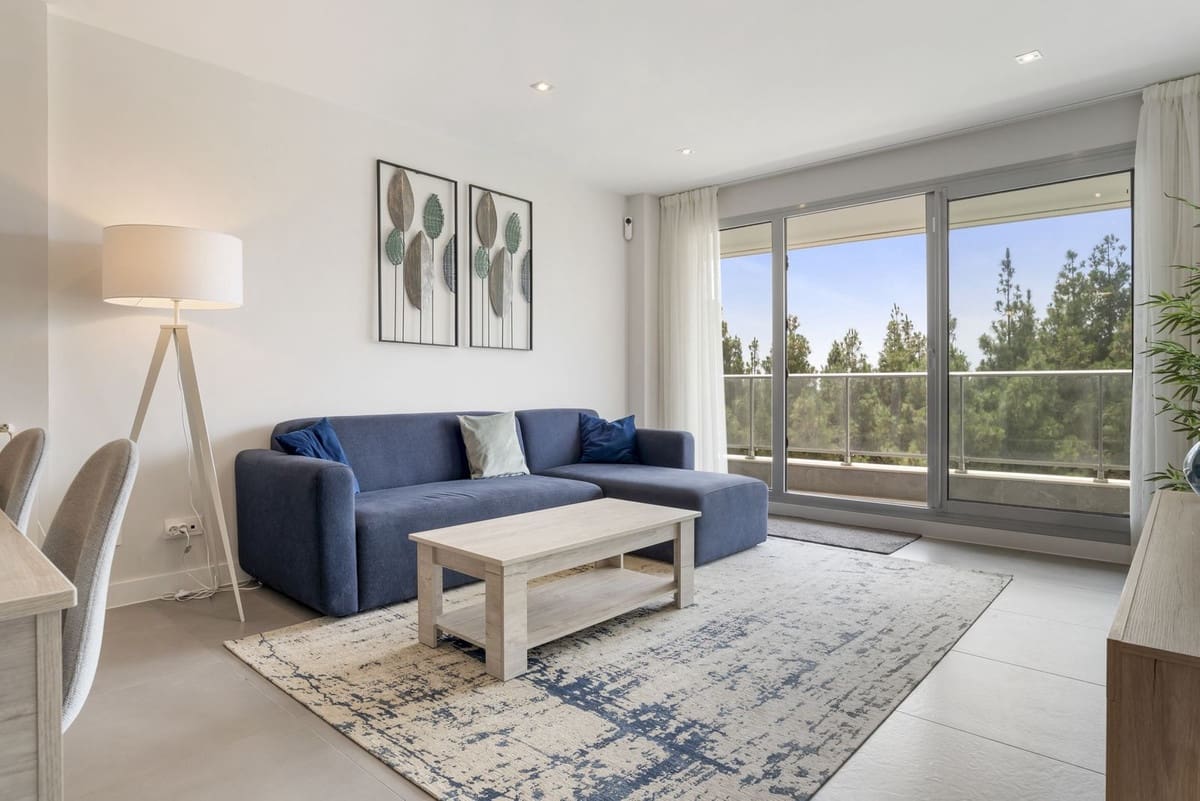 3 soverom Leilighet til salgs i El Chaparral med svømmebasseng garasje - € 495 000 (Ref: 9019803)