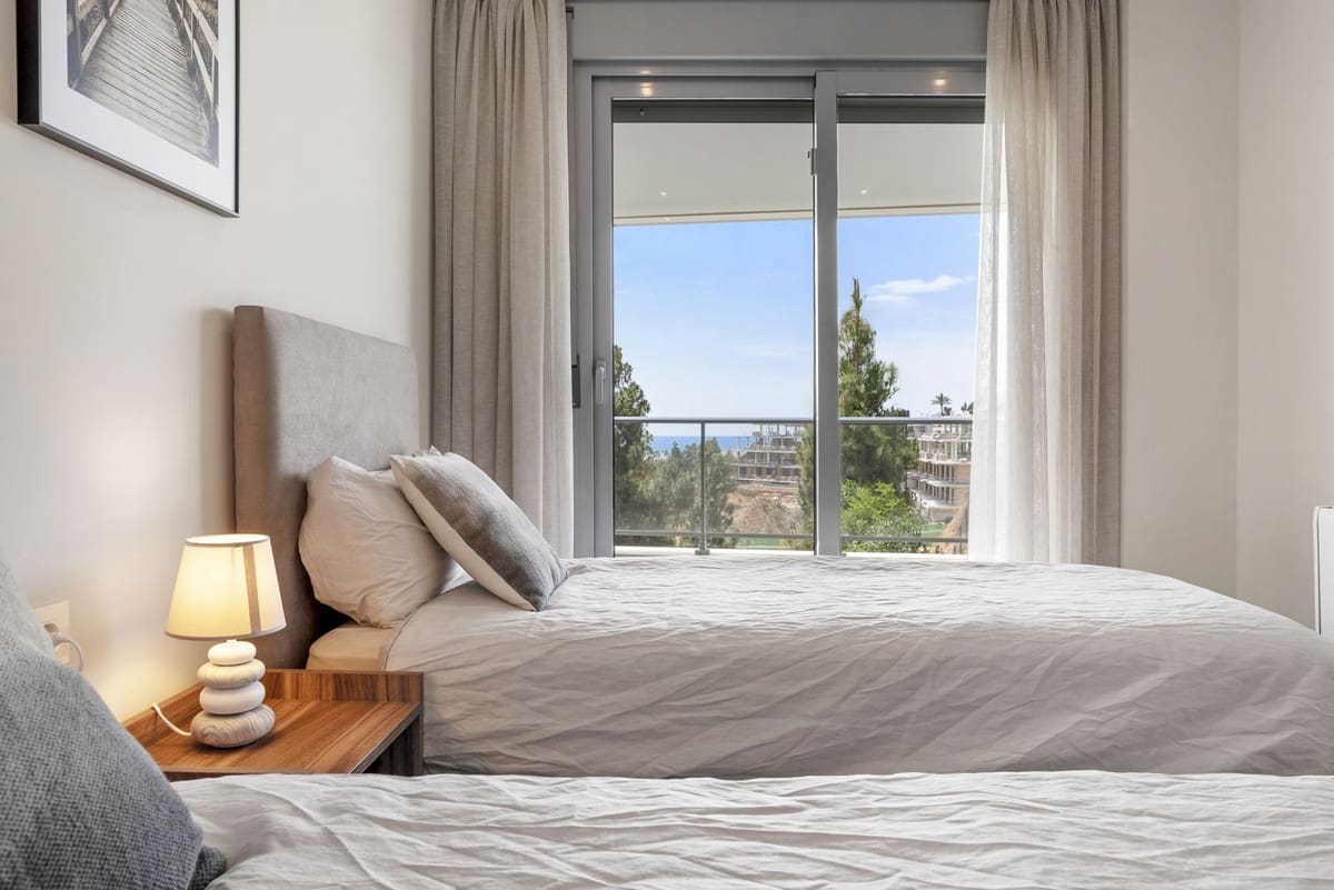 3 soverom Leilighet til salgs i El Chaparral med svømmebasseng garasje - € 495 000 (Ref: 9019803)