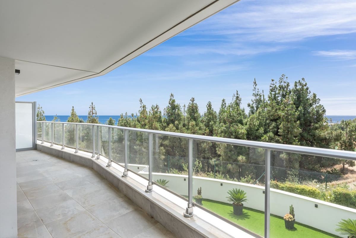 3 soverom Leilighet til salgs i El Chaparral med svømmebasseng garasje - € 495 000 (Ref: 9019803)