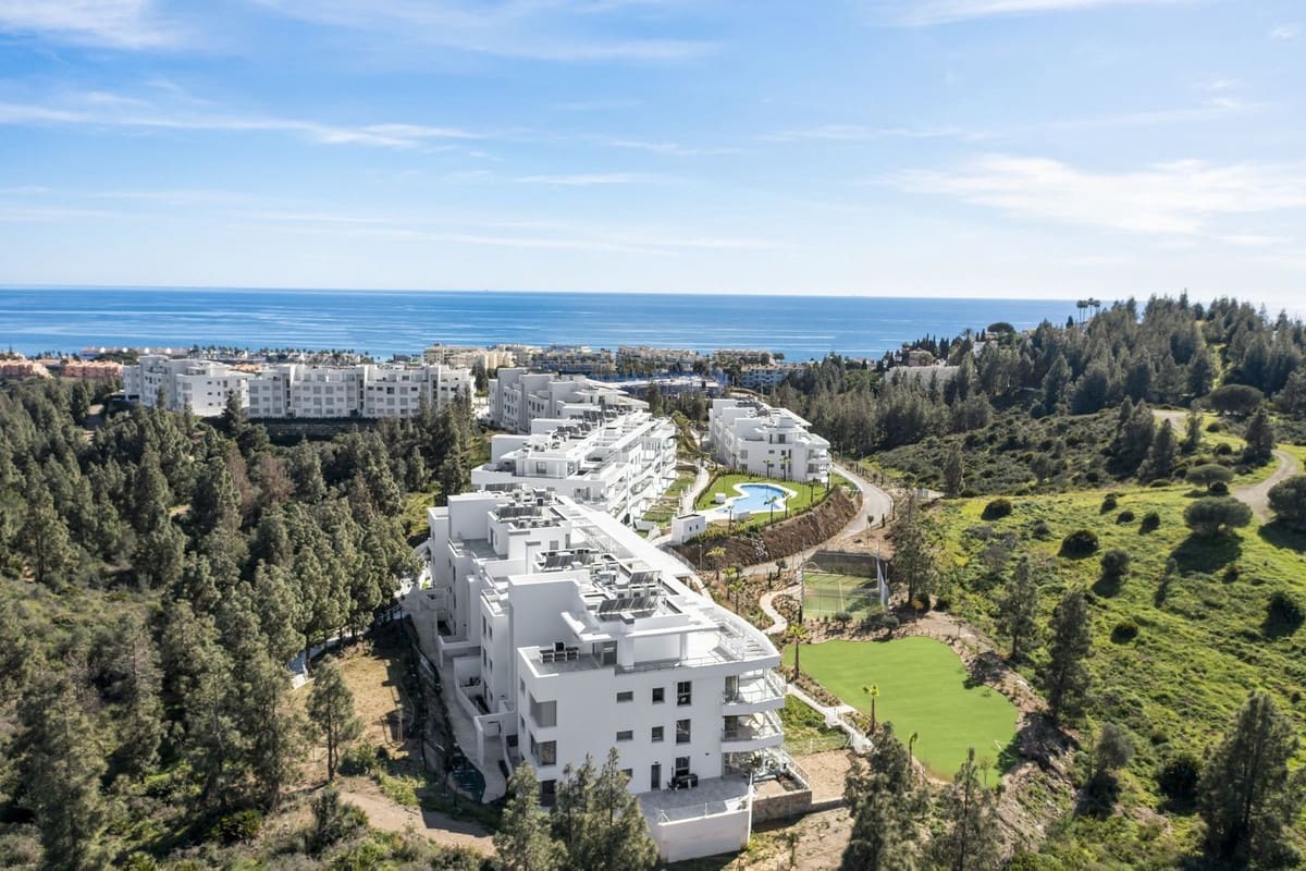 3 soverom Leilighet til salgs i El Chaparral med svømmebasseng garasje - € 495 000 (Ref: 9019803)