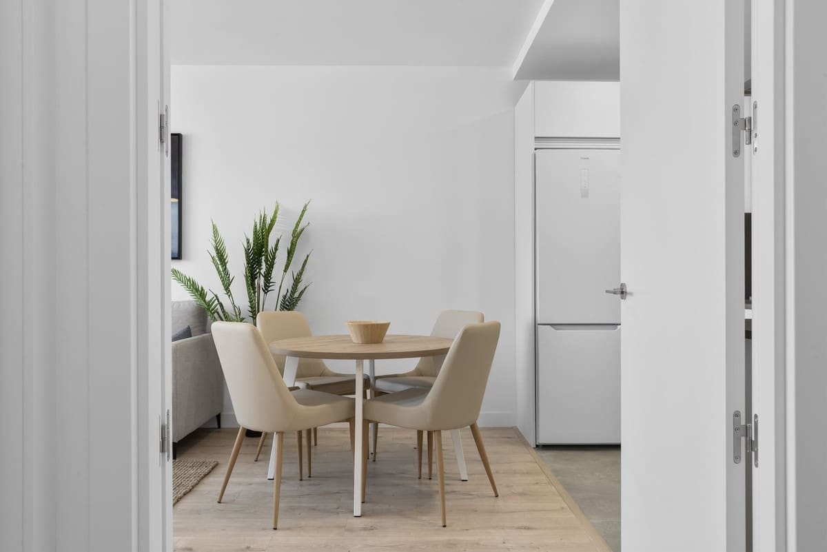 2 soverom Leilighet til salgs i Malaga by med svømmebasseng garasje - € 439 000 (Ref: 9132036)