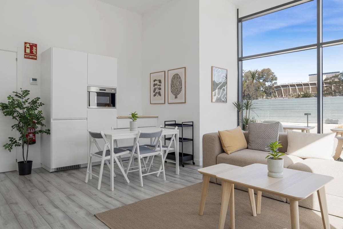 2 soverom Leilighet til salgs i Malaga by med svømmebasseng garasje - € 439 000 (Ref: 9132036)