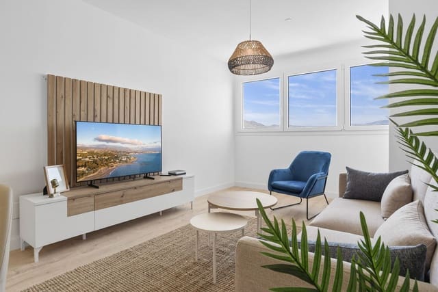 2 soverom Leilighet til salgs i Málaga by med svømmebasseng garasje - € 439 000 (Ref: 9132036)